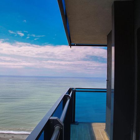 Orbi City Hotel With Sea View バトゥーミ エクステリア 写真