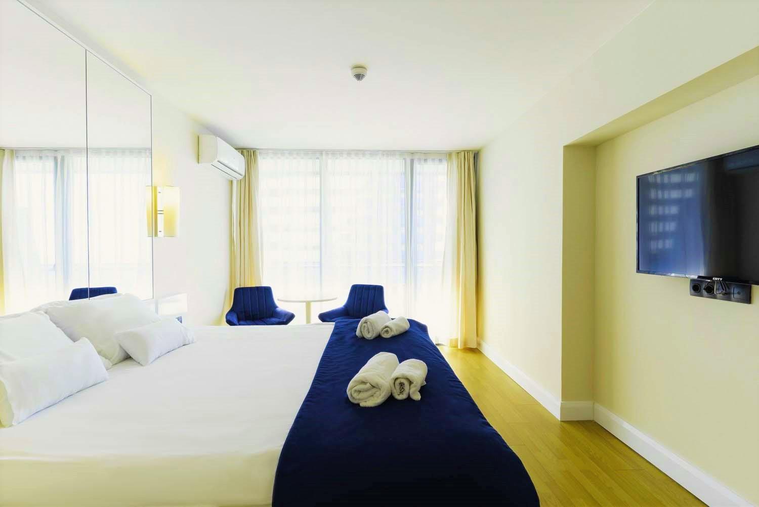 Orbi City Hotel With Sea View バトゥーミ エクステリア 写真