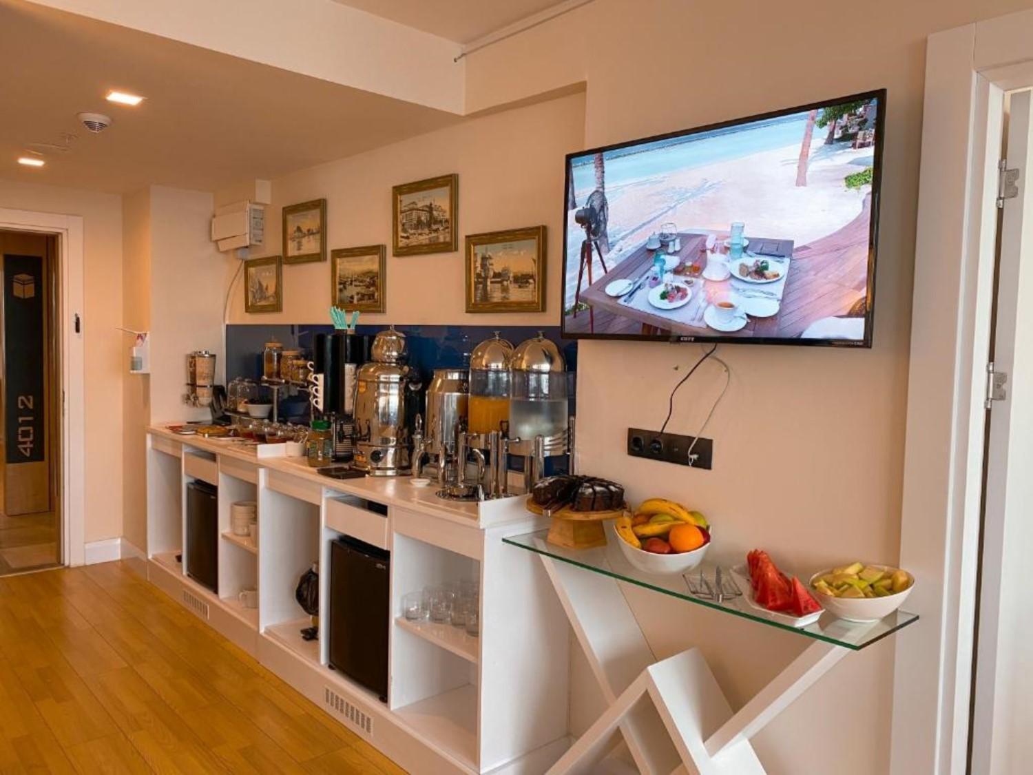Orbi City Hotel With Sea View バトゥーミ エクステリア 写真