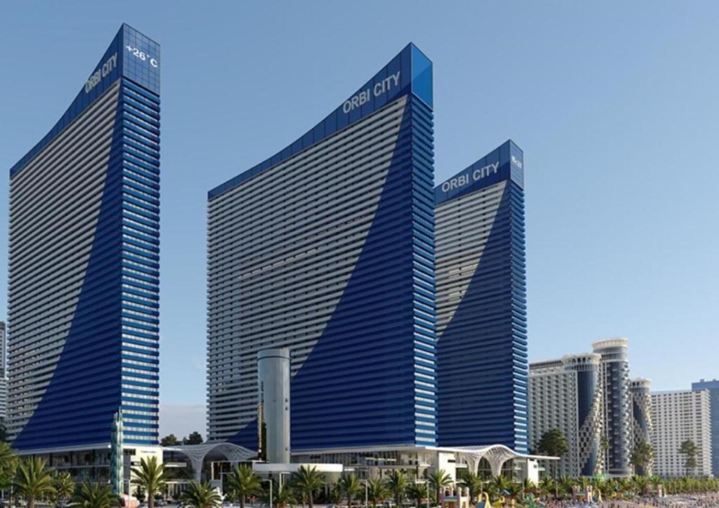 Orbi City Hotel With Sea View バトゥーミ エクステリア 写真